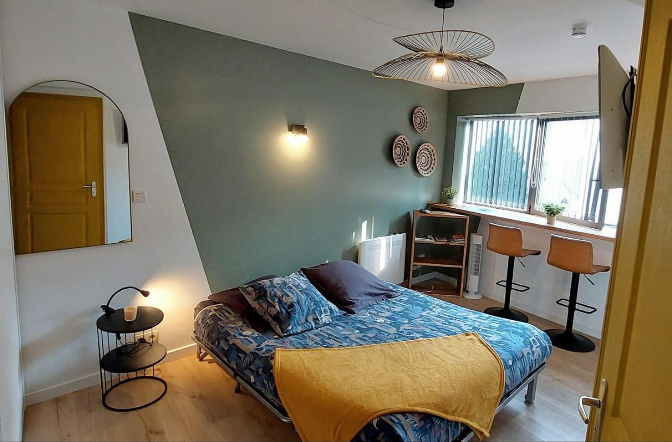 Vannes: Charmant Studio Sur Le Port ภายนอก รูปภาพ