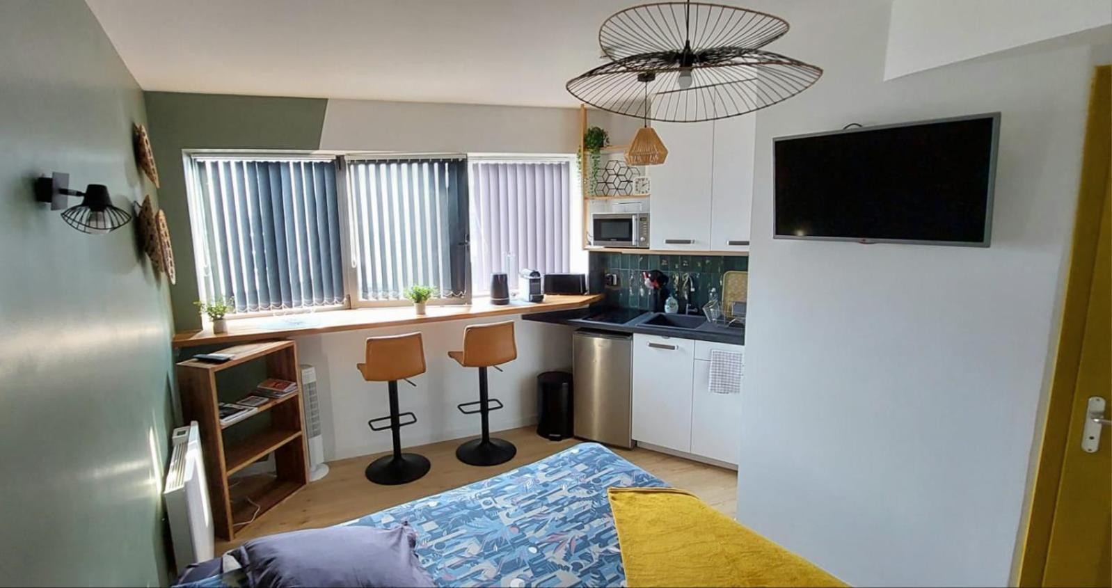Vannes: Charmant Studio Sur Le Port ภายนอก รูปภาพ